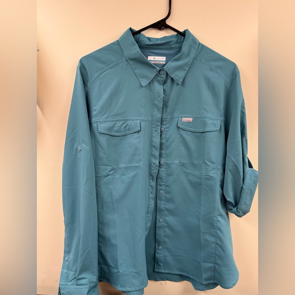 women’s Teal Button-Up Shirt